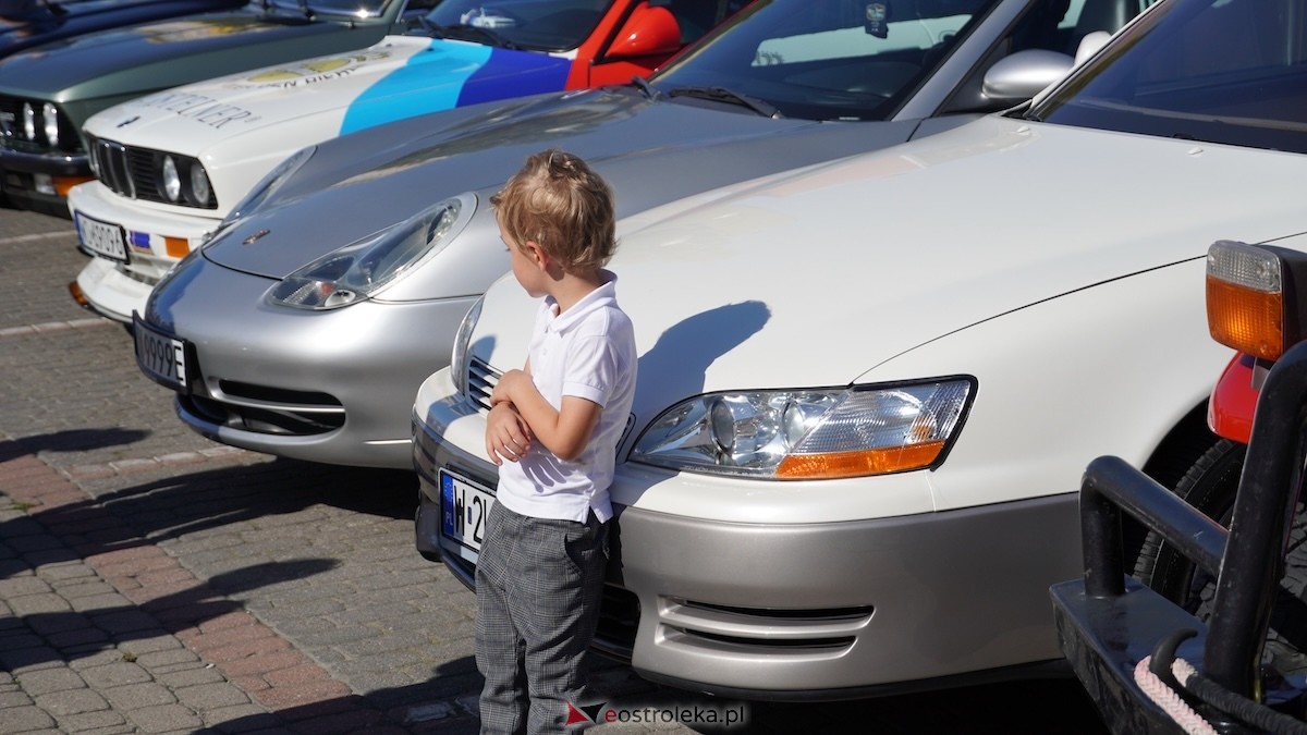 Klasykiem po Ostrołęce - Zlot miłośników klasycznej motoryzacji [21.09.2025] - zdjęcie #65 - eOstroleka.pl
