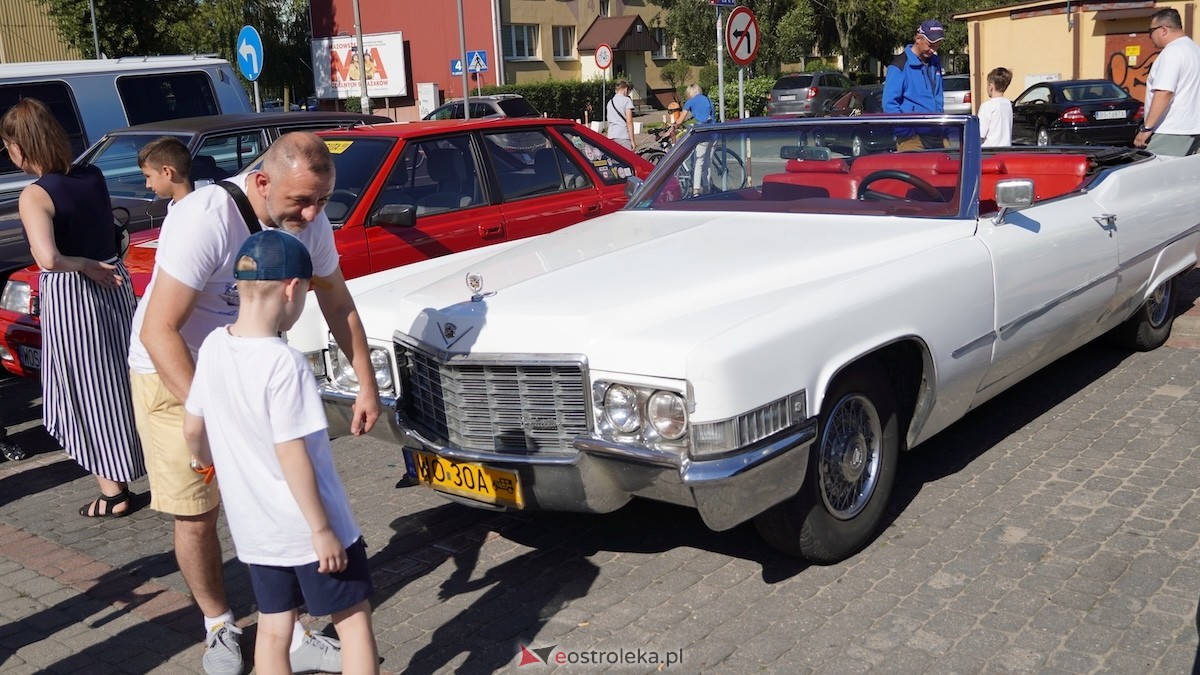 Klasykiem po Ostrołęce - Zlot miłośników klasycznej motoryzacji [21.09.2025] - zdjęcie #53 - eOstroleka.pl