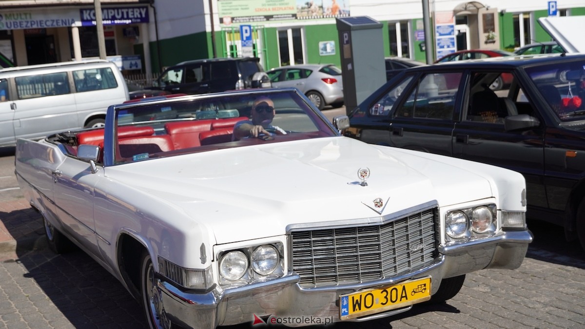Klasykiem po Ostrołęce - Zlot miłośników klasycznej motoryzacji [21.09.2025] - zdjęcie #29 - eOstroleka.pl