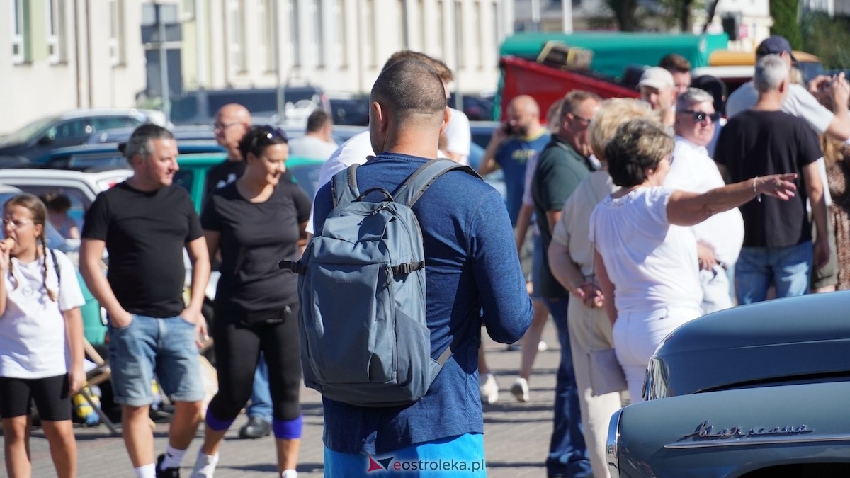 Klasykiem po Ostrołęce - Zlot miłośników klasycznej motoryzacji [21.09.2025] - zdjęcie #4 - eOstroleka.pl