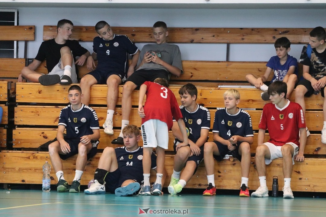 Oni kochają handball! Memoriał Piotra Dobrzyńskiego [21.09.2025] - zdjęcie #35 - eOstroleka.pl