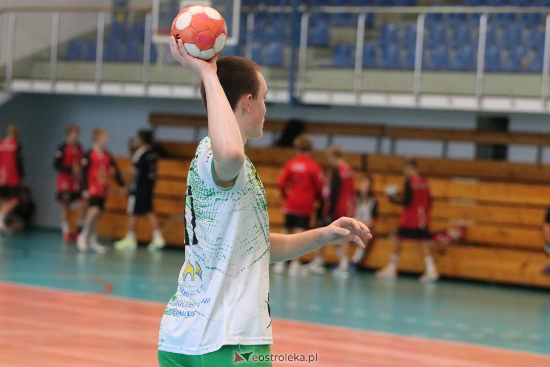 Oni kochają handball! Memoriał Piotra Dobrzyńskiego [21.09.2025] - zdjęcie #18 - eOstroleka.pl