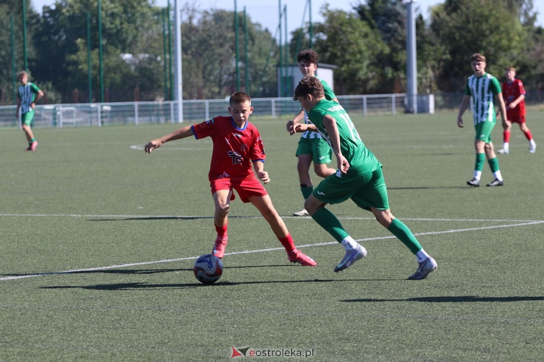 Juniorzy młodsi - Narew Ostrołęka vs. Makowianka [21.09.2025] - zdjęcie #9 - eOstroleka.pl