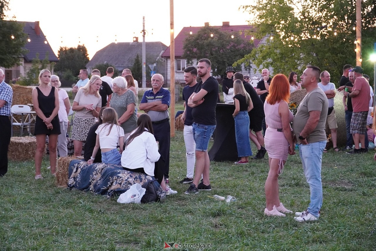 Dożynki parafialne w Borawem - potańcówka [21.09.2025] - zdjęcie #77 - eOstroleka.pl