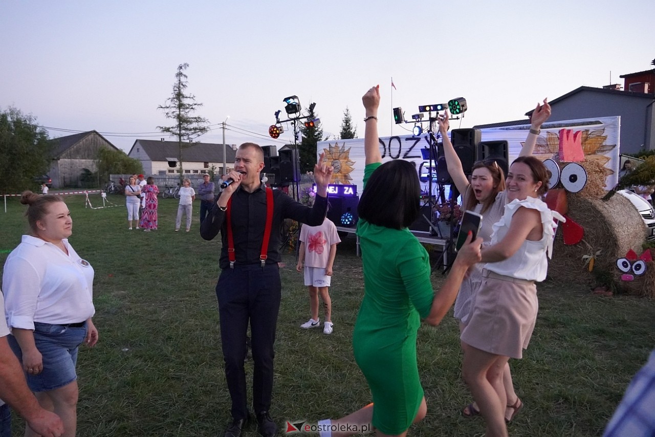 Dożynki parafialne w Borawem - potańcówka [21.09.2025] - zdjęcie #17 - eOstroleka.pl