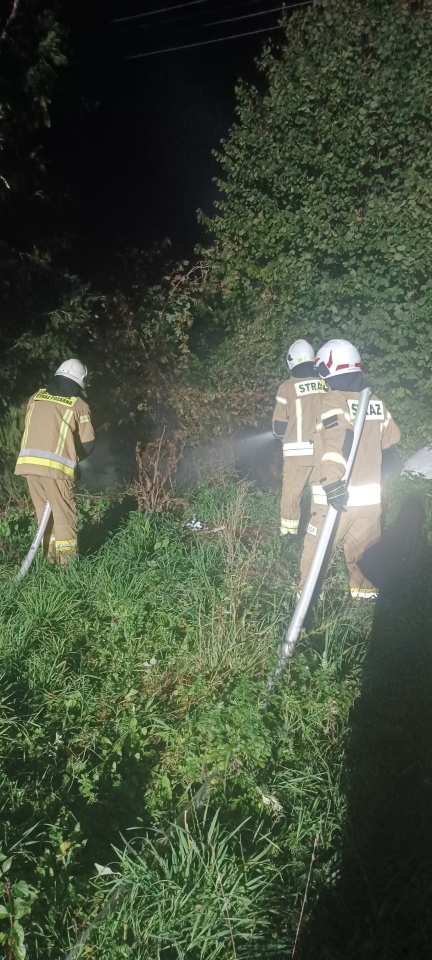 Pożar bel siana w Kadzidle [21.09.2025] - zdjęcie #3 - eOstroleka.pl