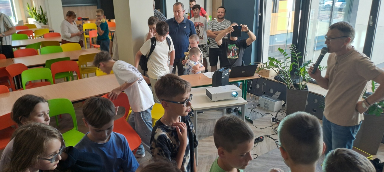 Zacięte rozgrywki na szachownicy. Turniej szachowy o puchar wójta gminy Kadzidło! [20.09.2025] - zdjęcie #18 - eOstroleka.pl