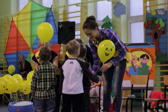 Pasowanie na przedszkolaka w Przedszkolu Miejskim Nr 7 (20.10.2011) - zdjęcie #30 - eOstroleka.pl