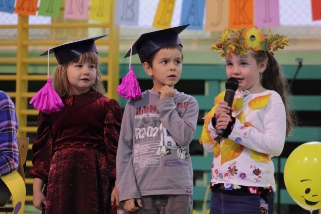 Pasowanie na przedszkolaka w Przedszkolu Miejskim Nr 7 (20.10.2011) - zdjęcie #17 - eOstroleka.pl