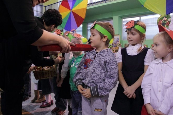 Pasowanie na przedszkolaka w Przedszkolu Miejskim Nr 7 (20.10.2011) - zdjęcie #5 - eOstroleka.pl