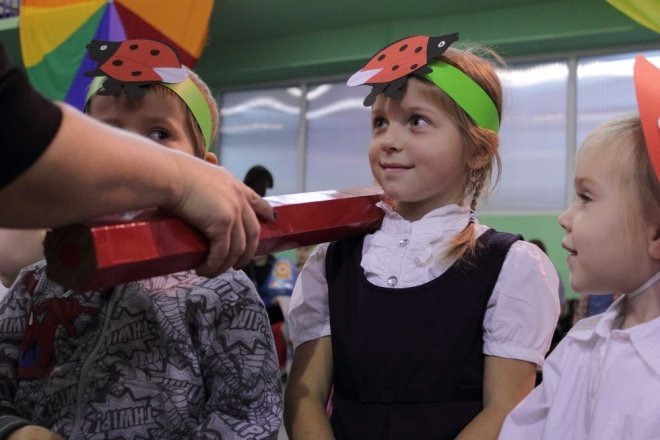 Pasowanie na przedszkolaka w Przedszkolu Miejskim Nr 7 (20.10.2011) - zdjęcie #4 - eOstroleka.pl