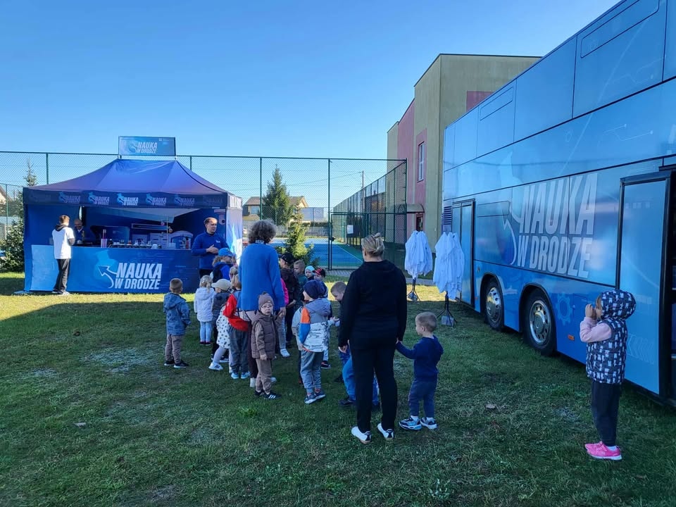 Naukobus w szkole w Borawem [24.09.2025] - zdjęcie #56 - eOstroleka.pl