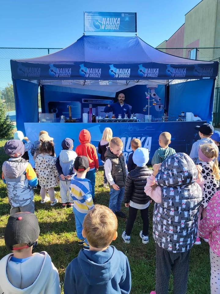 Naukobus w szkole w Borawem [24.09.2025] - zdjęcie #31 - eOstroleka.pl