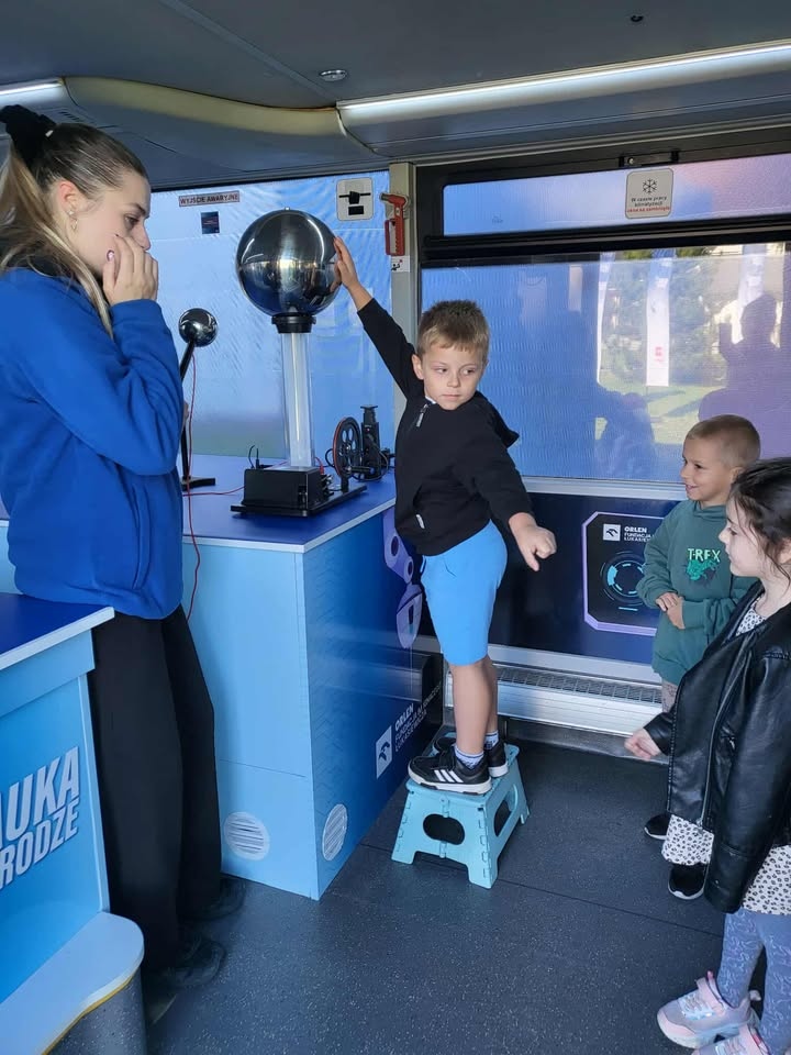 Naukobus w szkole w Borawem [24.09.2025] - zdjęcie #6 - eOstroleka.pl