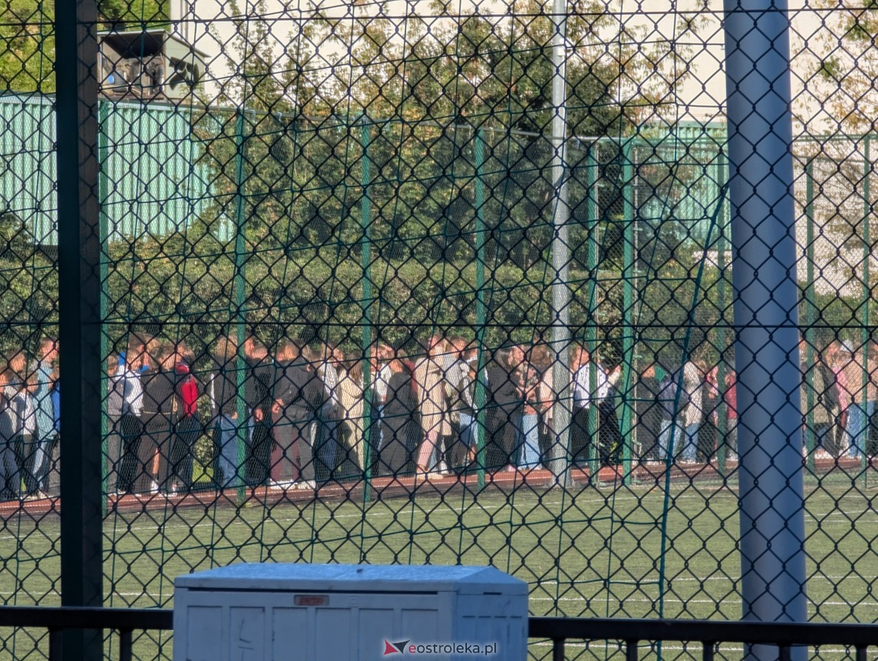 Ćwiczenia w SP 1 Ostrołęka [25.09.2025] - zdjęcie #6 - eOstroleka.pl