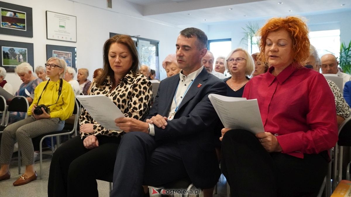 Ach jak przyjemnie - sentymentalna podróż muzyczna dla seniorów w Olszewie-Borkach [25.09.2025] - zdjęcie #33 - eOstroleka.pl