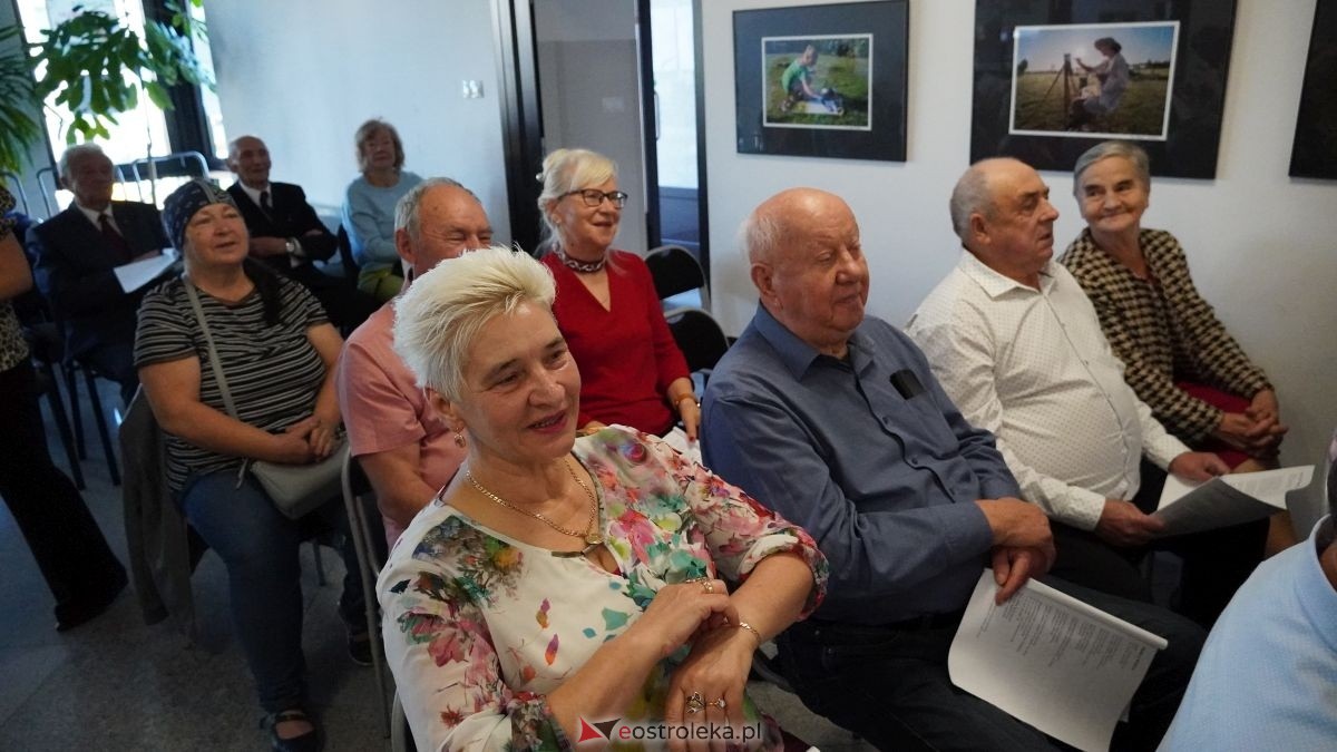 Ach jak przyjemnie - sentymentalna podróż muzyczna dla seniorów w Olszewie-Borkach [25.09.2025] - zdjęcie #22 - eOstroleka.pl