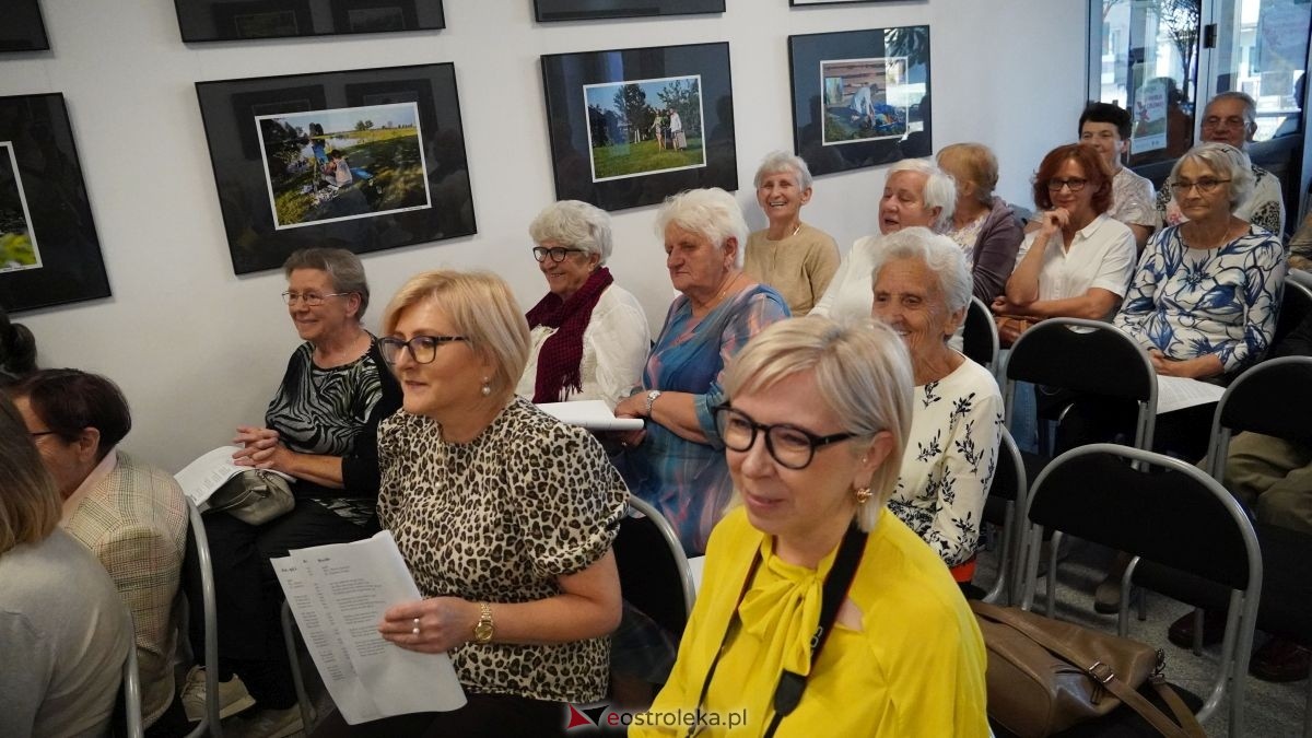 Ach jak przyjemnie - sentymentalna podróż muzyczna dla seniorów w Olszewie-Borkach [25.09.2025] - zdjęcie #20 - eOstroleka.pl