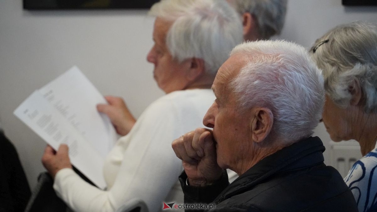 Ach jak przyjemnie - sentymentalna podróż muzyczna dla seniorów w Olszewie-Borkach [25.09.2025] - zdjęcie #3 - eOstroleka.pl