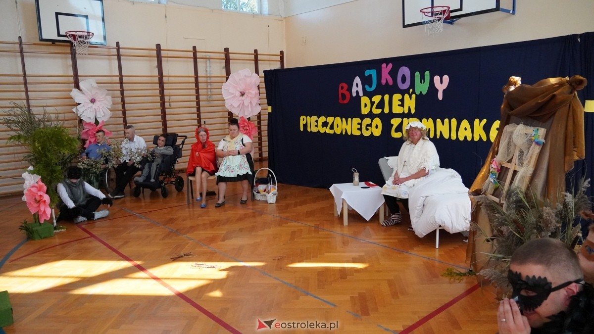 Bajkowy Dzień Pieczonego Ziemniaka w Nowej Wsi [25.09.2025] - zdjęcie #64 - eOstroleka.pl