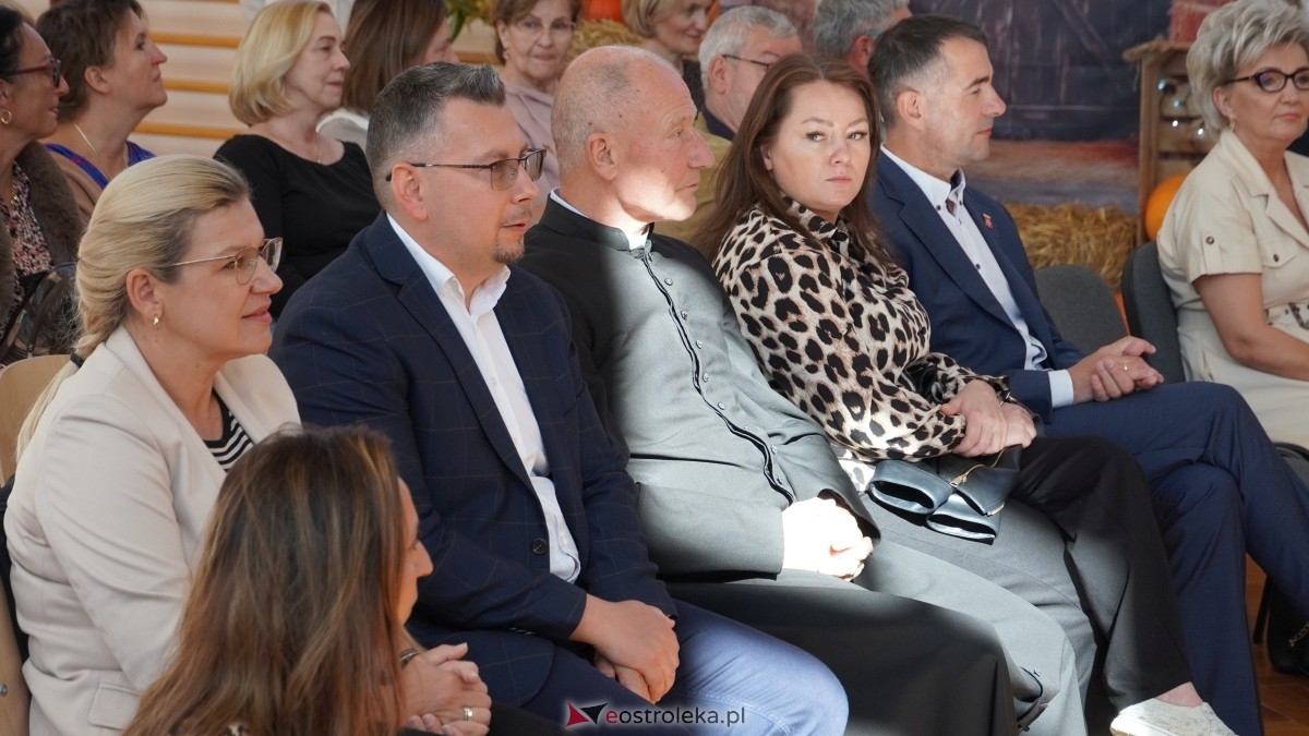 Bajkowy Dzień Pieczonego Ziemniaka w Nowej Wsi [25.09.2025] - zdjęcie #45 - eOstroleka.pl