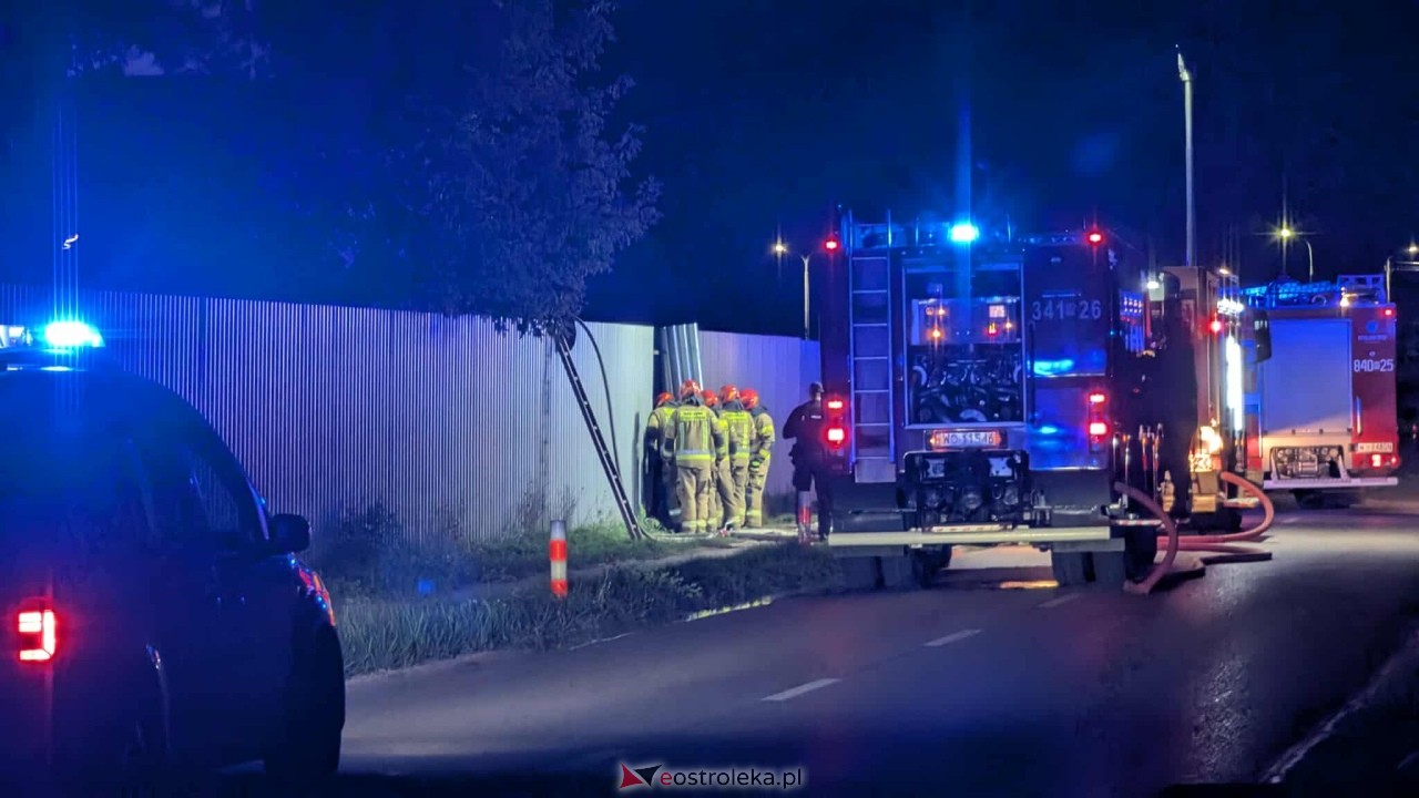 Pożar na Ławskiej w Ławach [25.09.2025] - zdjęcie #9 - eOstroleka.pl