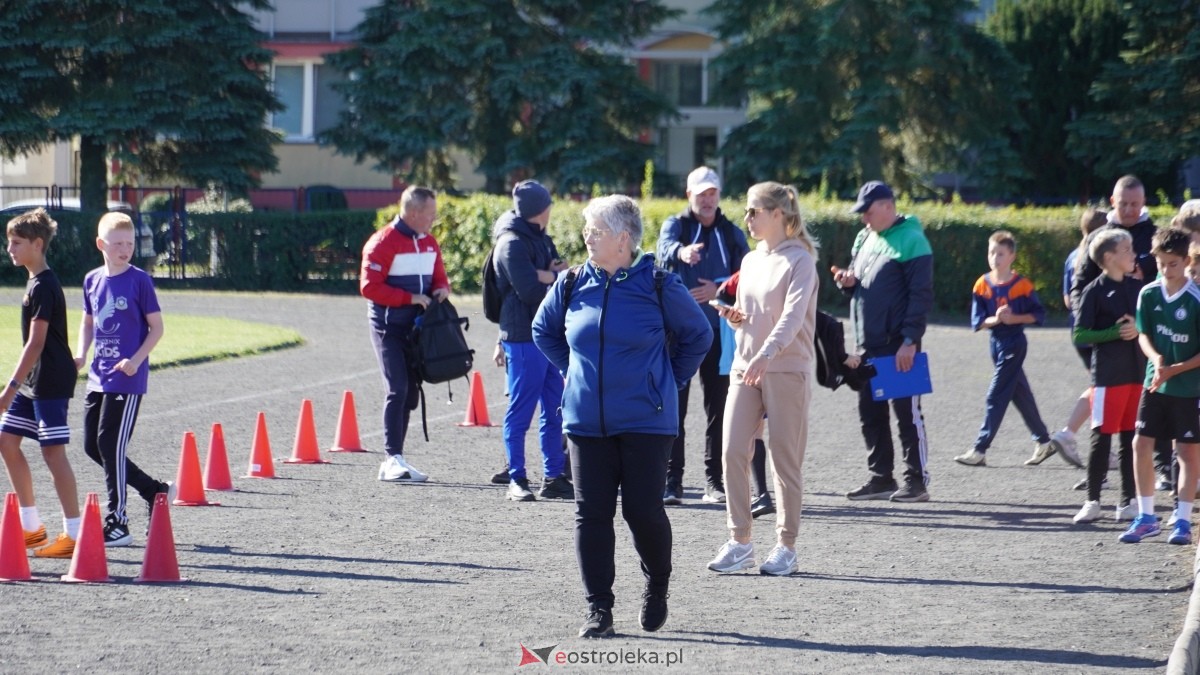 Zawody biegowe - sztafeta [26.09.2025] - zdjęcie #75 - eOstroleka.pl