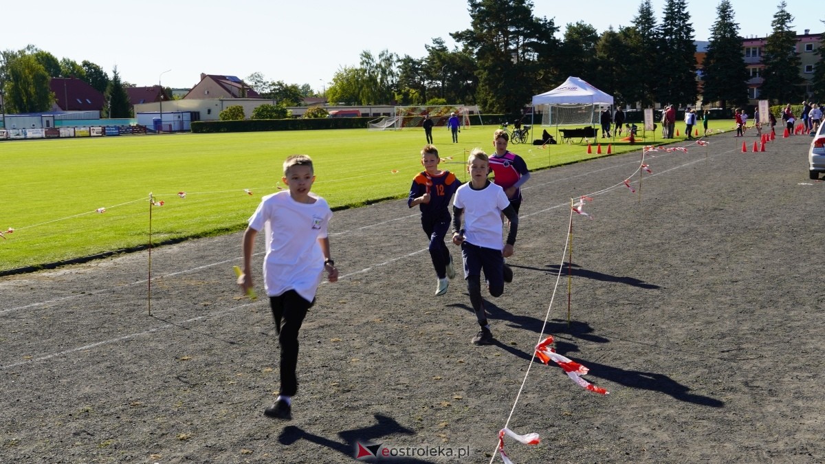 Zawody biegowe - sztafeta [26.09.2025] - zdjęcie #61 - eOstroleka.pl