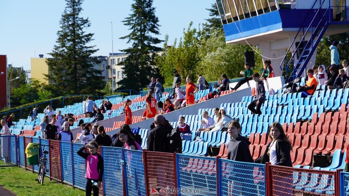 Zawody biegowe - sztafeta [26.09.2025] - zdjęcie #60 - eOstroleka.pl