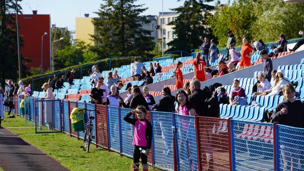 Zawody biegowe - sztafeta [26.09.2025] - zdjęcie #59 - eOstroleka.pl