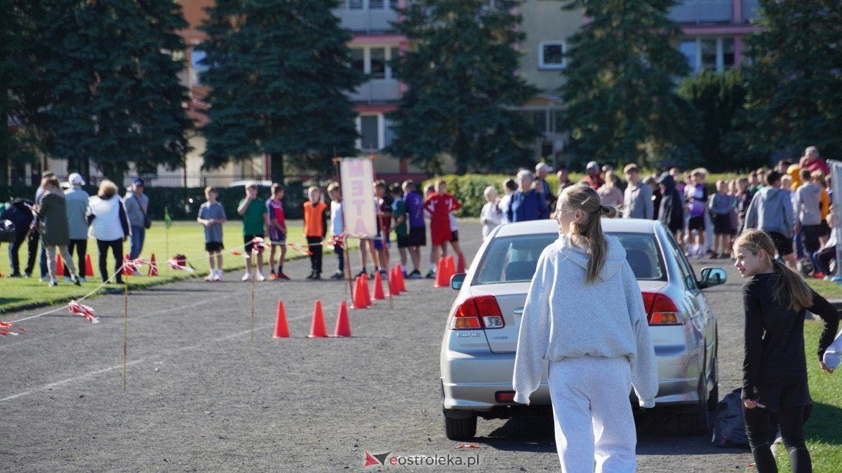 Zawody biegowe - sztafeta [26.09.2025] - zdjęcie #58 - eOstroleka.pl