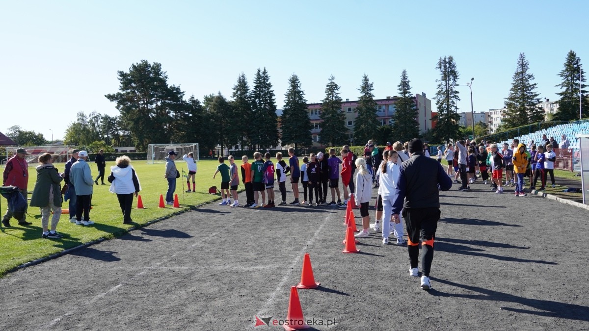 Zawody biegowe - sztafeta [26.09.2025] - zdjęcie #53 - eOstroleka.pl