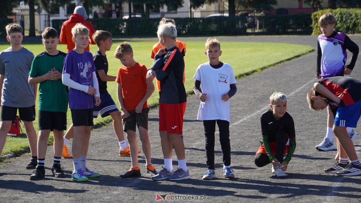 Zawody biegowe - sztafeta [26.09.2025] - zdjęcie #34 - eOstroleka.pl