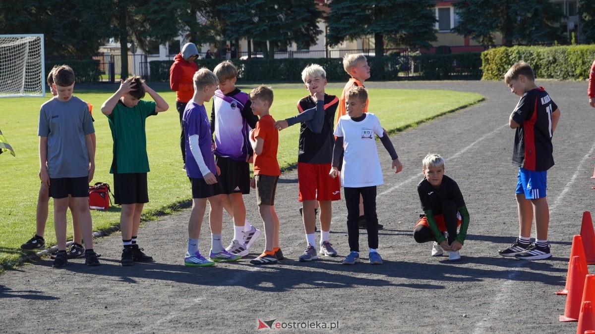 Zawody biegowe - sztafeta [26.09.2025] - zdjęcie #32 - eOstroleka.pl