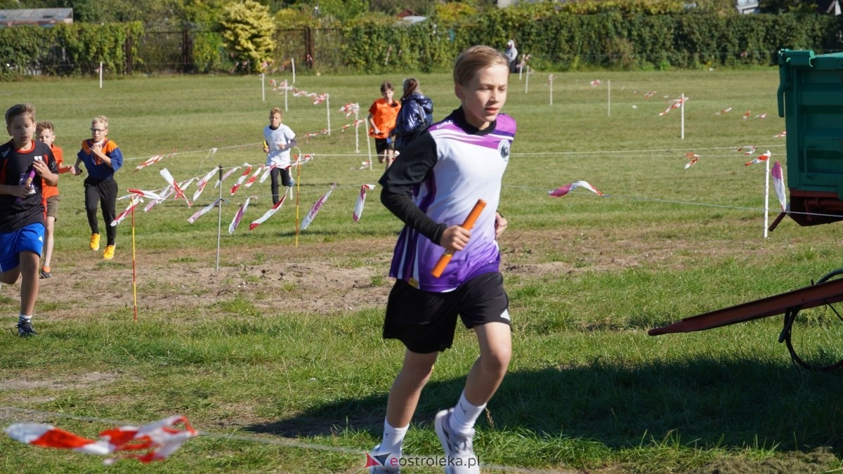 Zawody biegowe - sztafeta [26.09.2025] - zdjęcie #27 - eOstroleka.pl