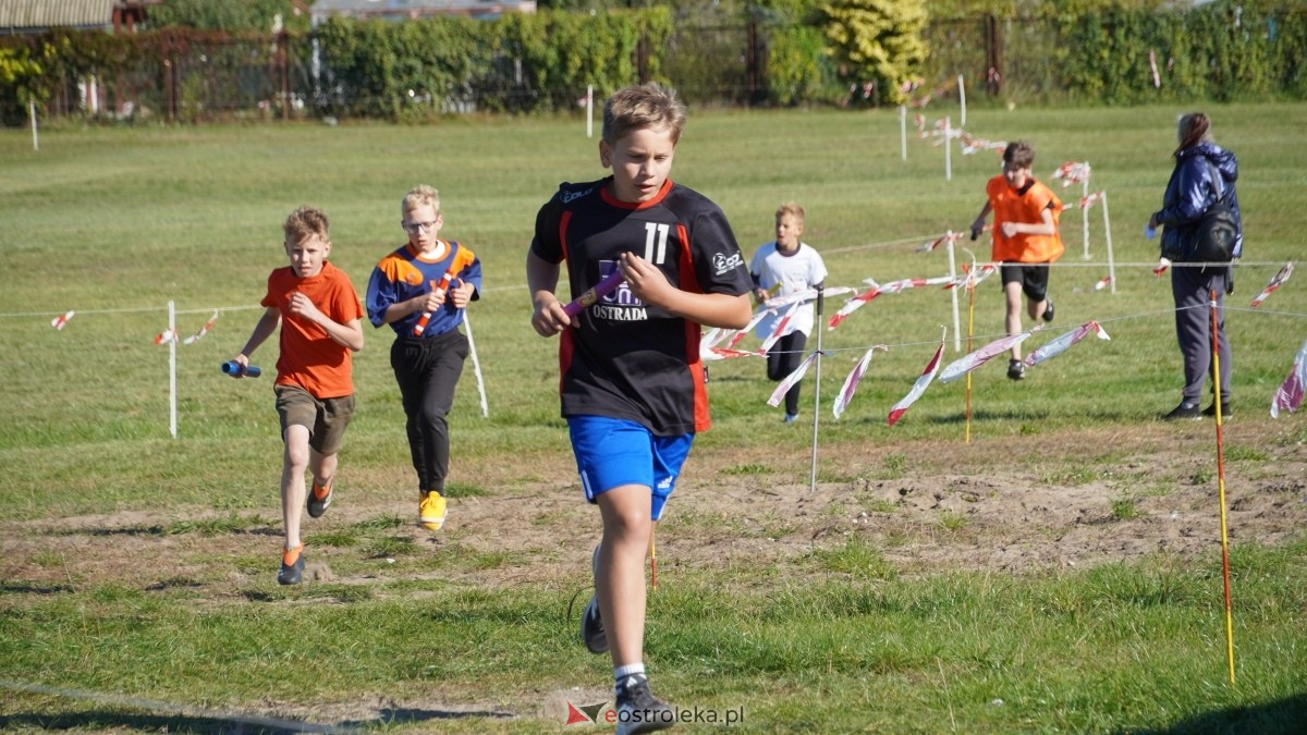 Zawody biegowe - sztafeta [26.09.2025] - zdjęcie #26 - eOstroleka.pl