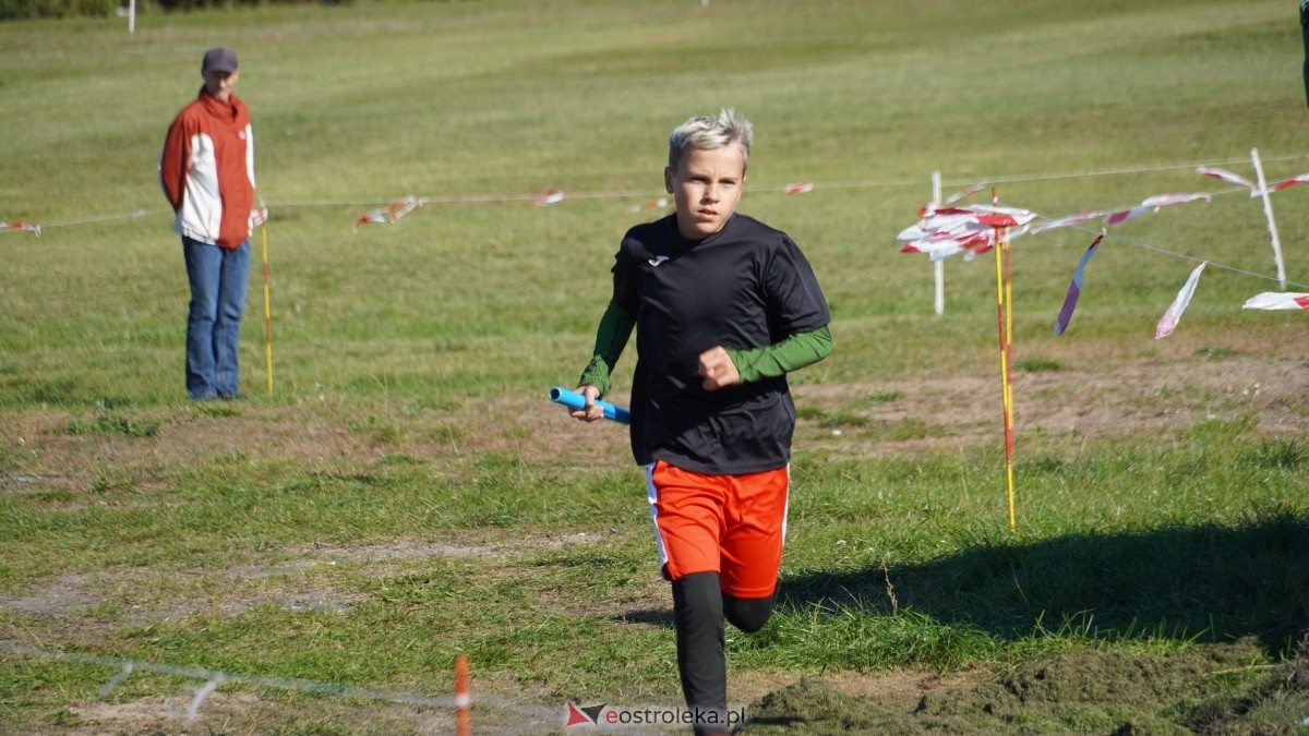 Zawody biegowe - sztafeta [26.09.2025] - zdjęcie #22 - eOstroleka.pl