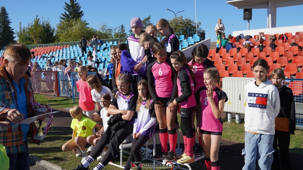 Zawody biegowe - sztafeta [26.09.2025] - zdjęcie #15 - eOstroleka.pl
