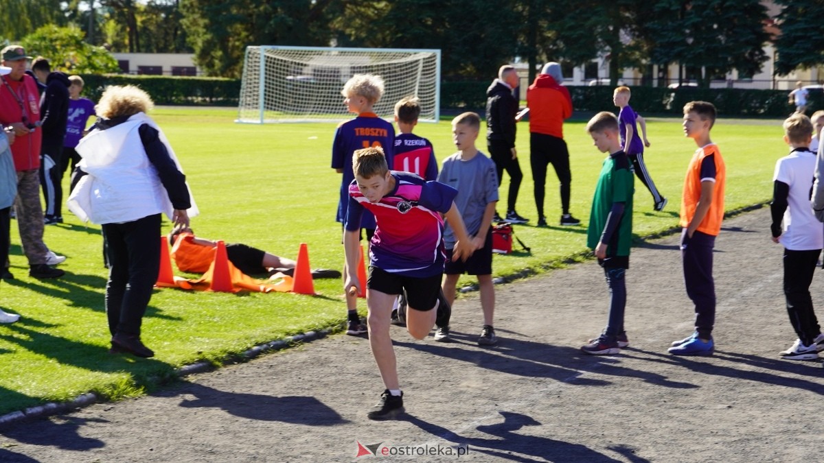 Zawody biegowe - sztafeta [26.09.2025] - zdjęcie #6 - eOstroleka.pl
