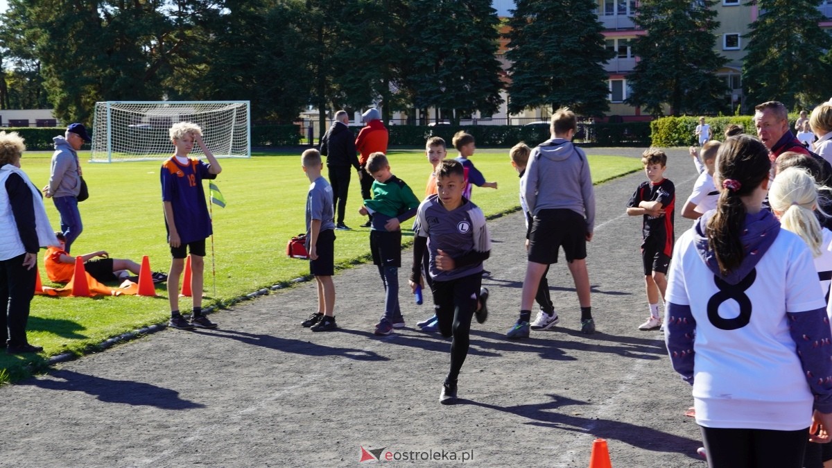Zawody biegowe - sztafeta [26.09.2025] - zdjęcie #4 - eOstroleka.pl