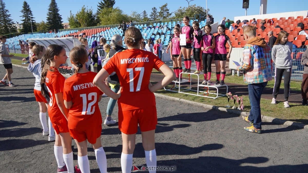 Zawody biegowe - sztafeta [26.09.2025] - zdjęcie #2 - eOstroleka.pl