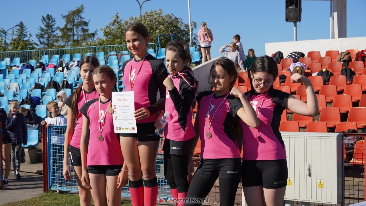 Zawody biegowe - sztafeta [26.09.2025] - zdjęcie #132 - eOstroleka.pl
