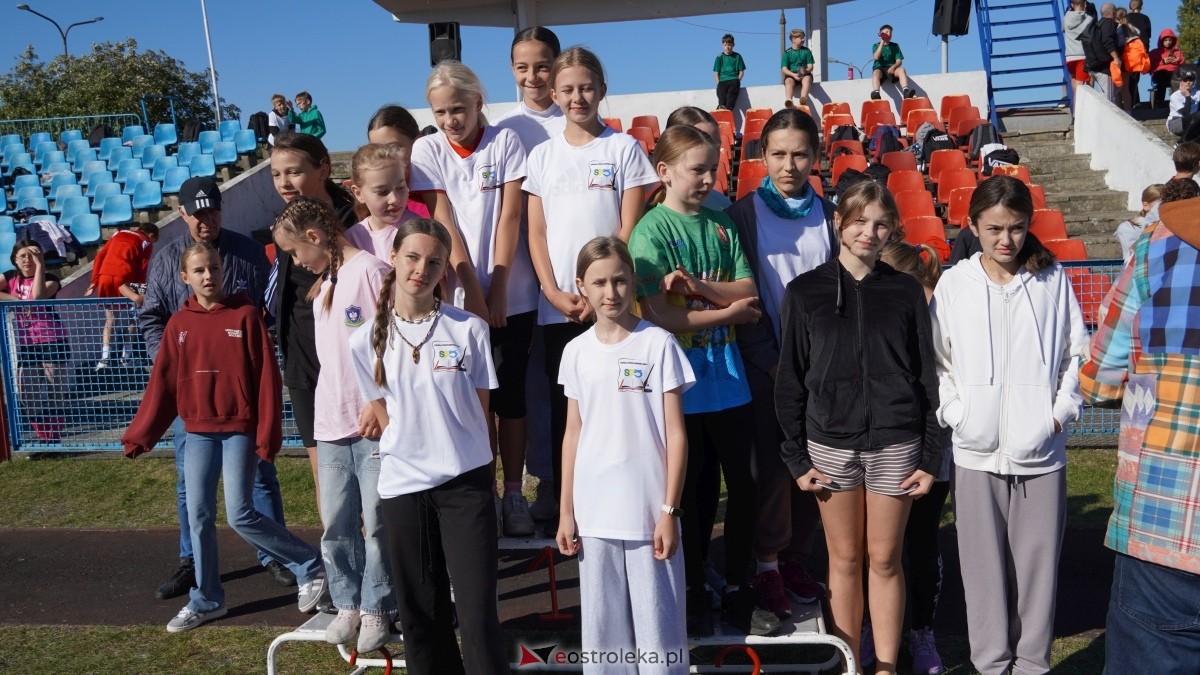 Zawody biegowe - sztafeta [26.09.2025] - zdjęcie #131 - eOstroleka.pl