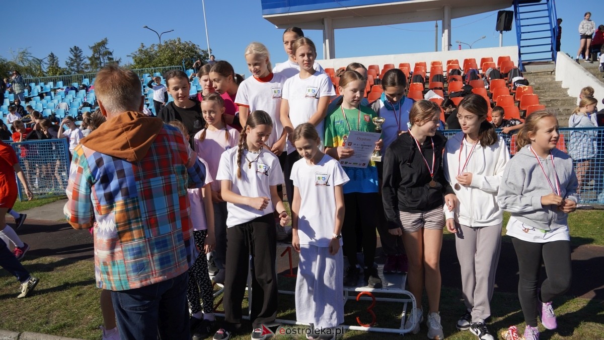 Zawody biegowe - sztafeta [26.09.2025] - zdjęcie #109 - eOstroleka.pl