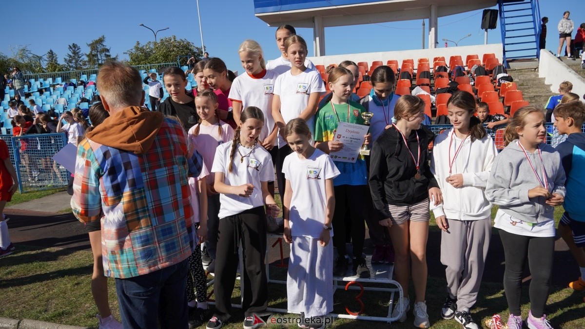 Zawody biegowe - sztafeta [26.09.2025] - zdjęcie #108 - eOstroleka.pl