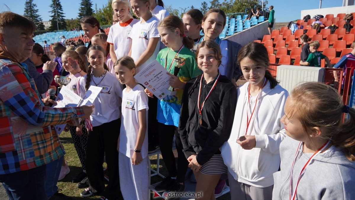 Zawody biegowe - sztafeta [26.09.2025] - zdjęcie #106 - eOstroleka.pl
