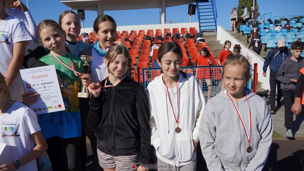 Zawody biegowe - sztafeta [26.09.2025] - zdjęcie #99 - eOstroleka.pl