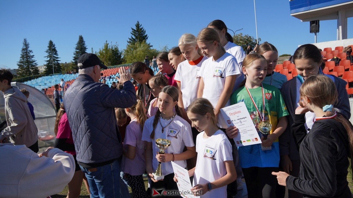 Zawody biegowe - sztafeta [26.09.2025] - zdjęcie #98 - eOstroleka.pl