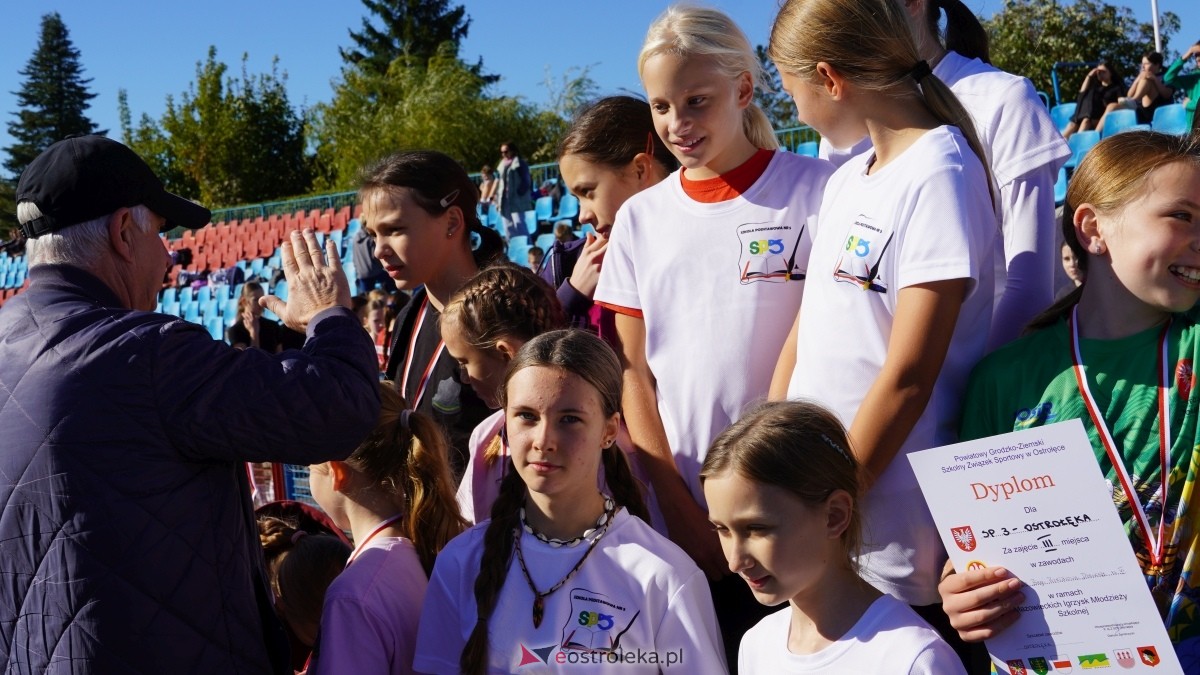 Zawody biegowe - sztafeta [26.09.2025] - zdjęcie #97 - eOstroleka.pl