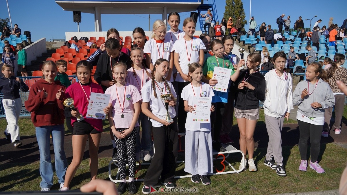Zawody biegowe - sztafeta [26.09.2025] - zdjęcie #95 - eOstroleka.pl